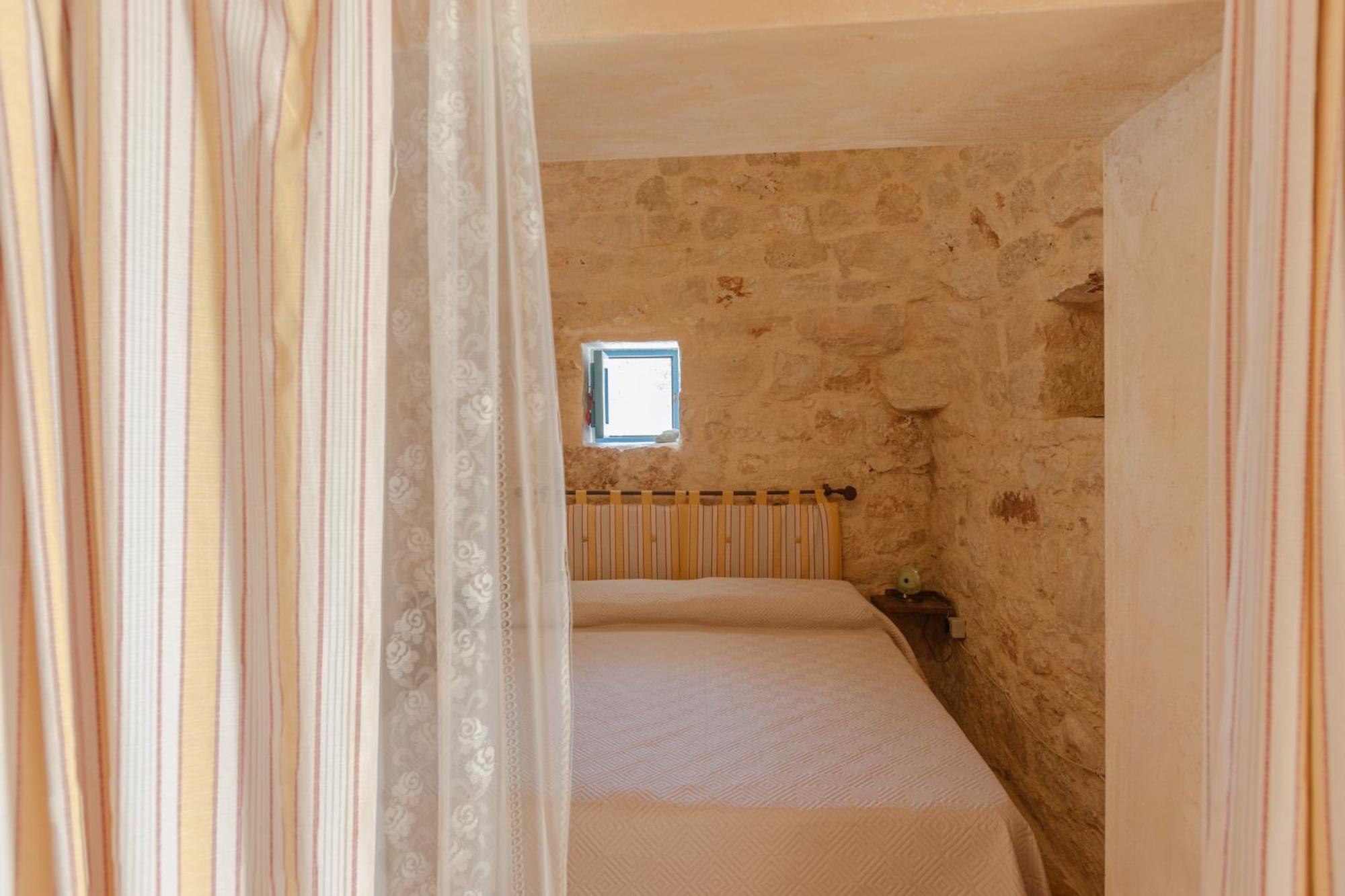 Trullo Tarantini Con Piscina Privata Appartement Latiano Buitenkant foto