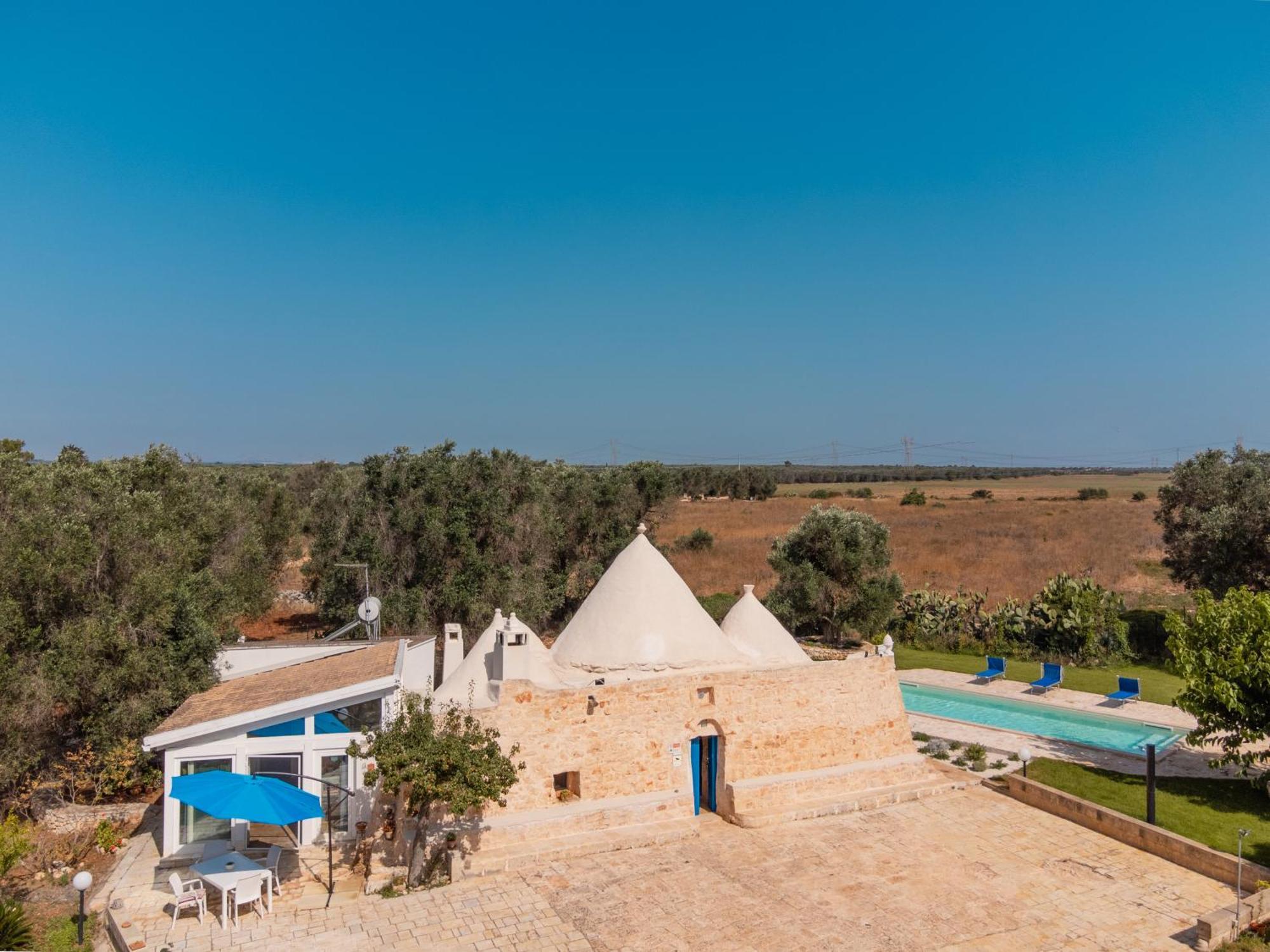 Trullo Tarantini Con Piscina Privata Appartement Latiano Buitenkant foto
