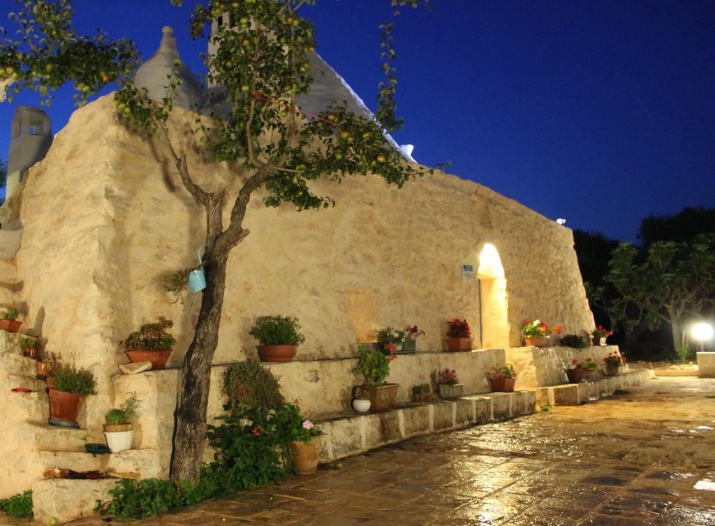 Trullo Tarantini Con Piscina Privata Appartement Latiano Kamer foto